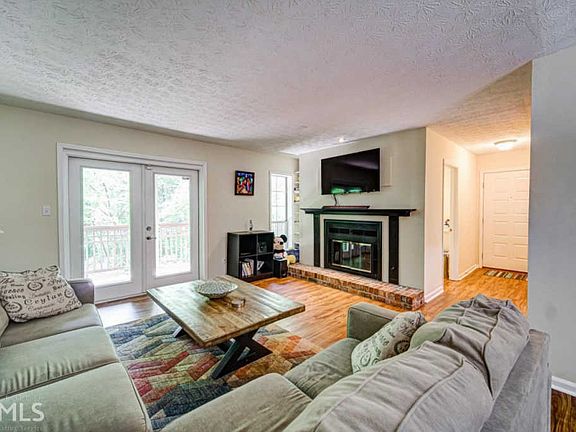 2nd image of 2901 Lenox Way NE #510