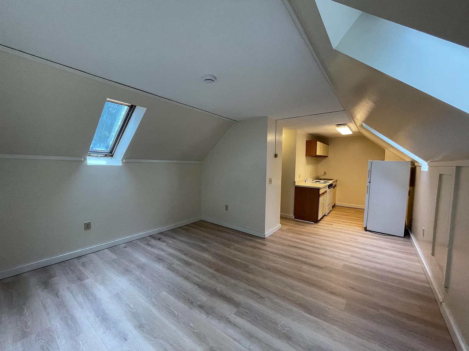 Studio, 500 sqft, $1,100 — Photo 2
