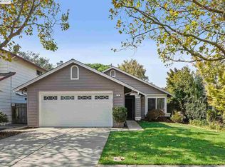 31 Cork Rd, Alameda, CA 94502