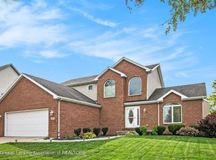 938 Durango, Lansing, MI 48917