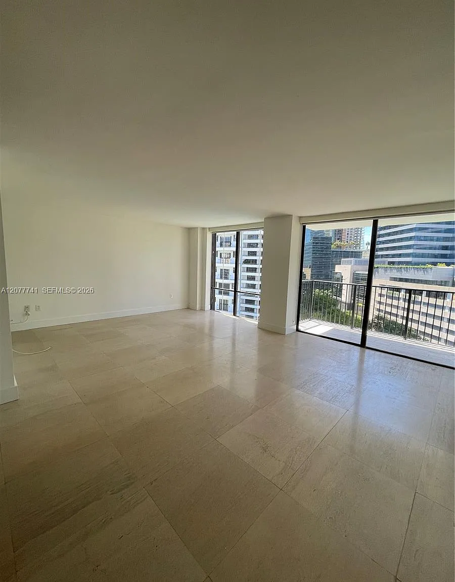 Costa Bella Condo — Photo 3