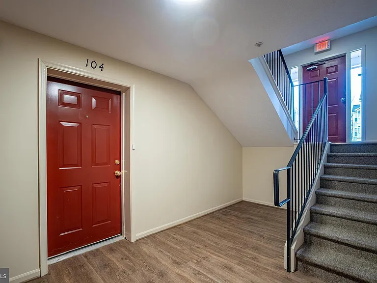 607 Himes Ave #104 — Photo 26