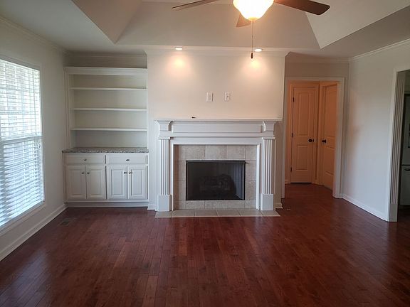 2nd image of 165 Longspur Dr