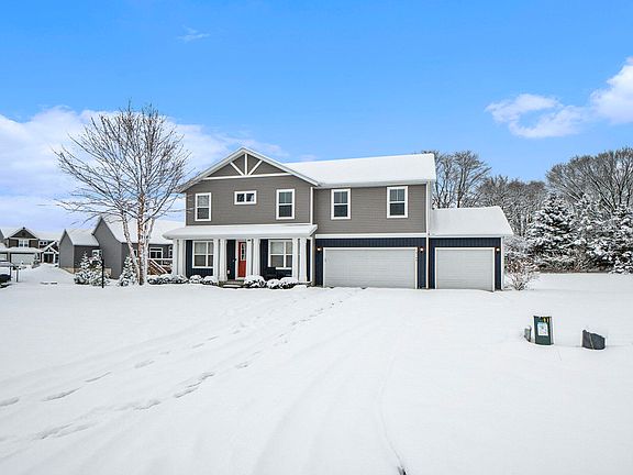 3rd image of 15166 Silver Fir Dr