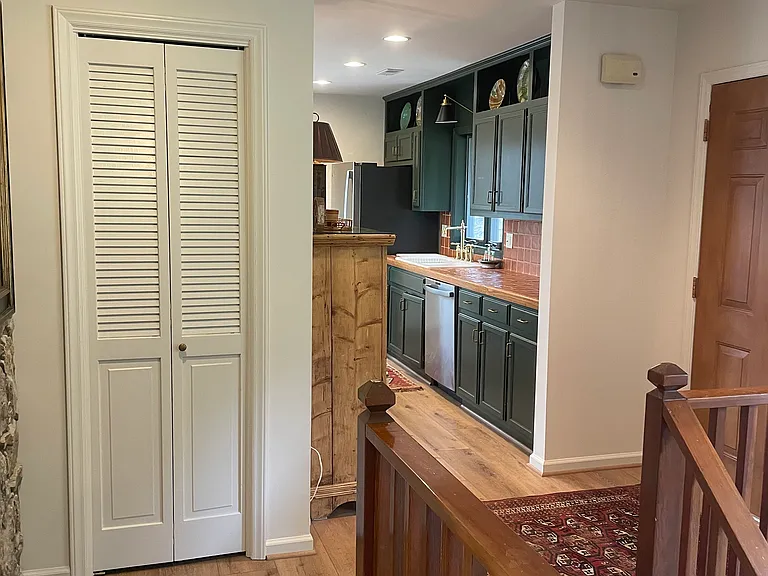 237 Laurel Hill Ln — Photo 10