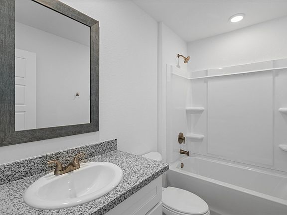Secondary Bathroom in a Kai floorplan at a Meritage Homes community in Biloxi, MS.