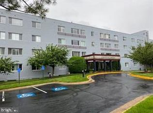 3601 5th St S APT 510, Arlington, VA 22204