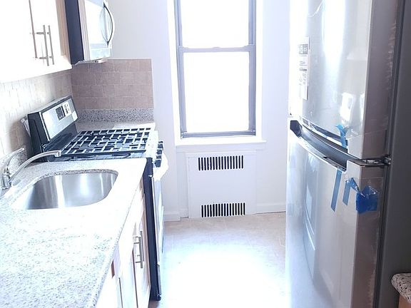 4th image of 7711 35th Ave APT 5L