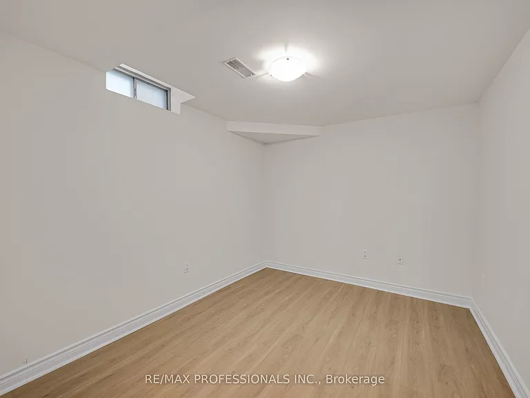 2900 Tradewind Dr #BASEMENT — Photo 14
