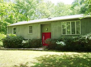 352 Windham Ave, Colchester, CT 06415