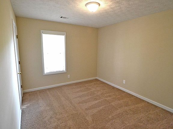 4th image of 2733 Country Creek Way NW