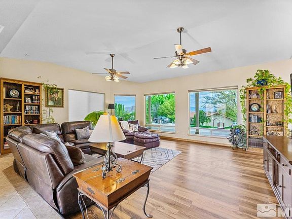 4th image of 5425 Silver Hills Cir