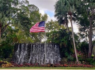 16401 Golf Club Rd APT 307, Weston, FL 33326