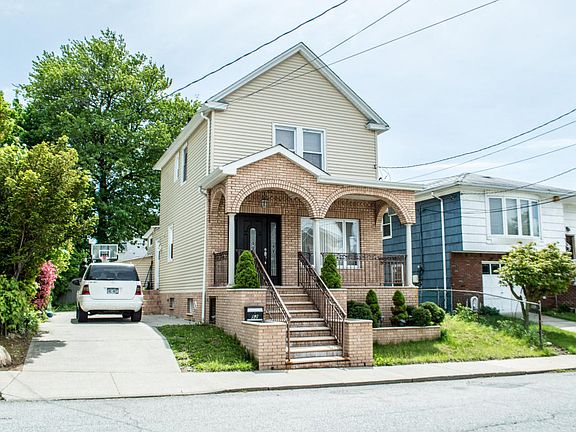 3rd image of 52 Tillman St