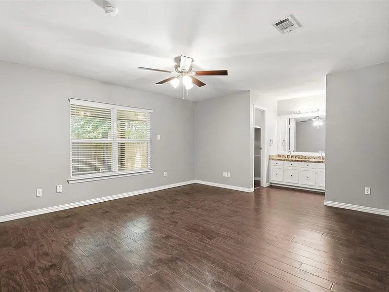 971 N Red Cedar Cir — Photo 20