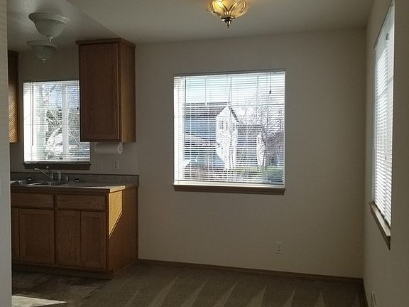 5th image of 1385 NW Elwha St APT 102-1385-1