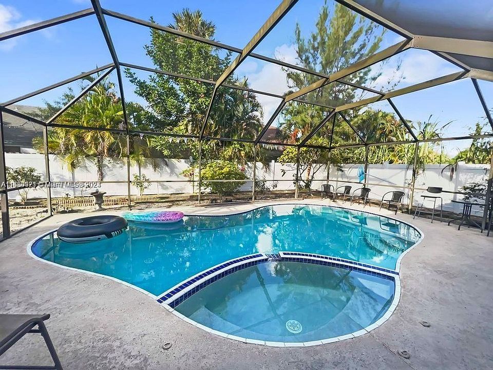 1st image of 7325 NW 54th St #0