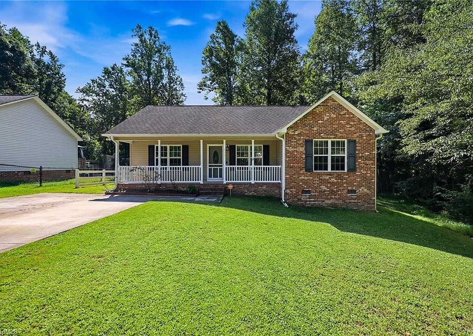 1st image of 314 Conrad Cir