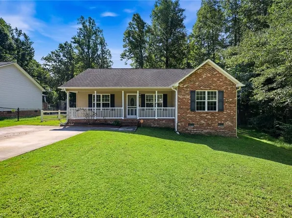 314 Conrad Cir, Thomasville, NC 27360