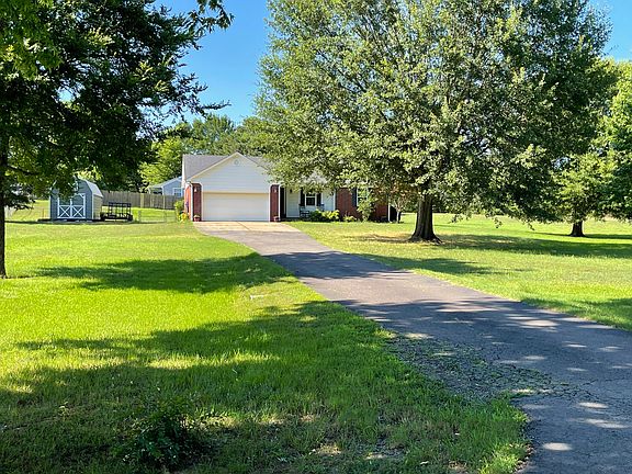 4th image of 10042 Adobe Ln