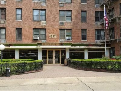 1237 Avenue Z APT 4W, Brooklyn, NY, 11235
