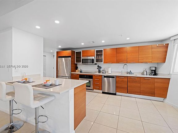 4th image of 3250 NE 1st Ave APT 515