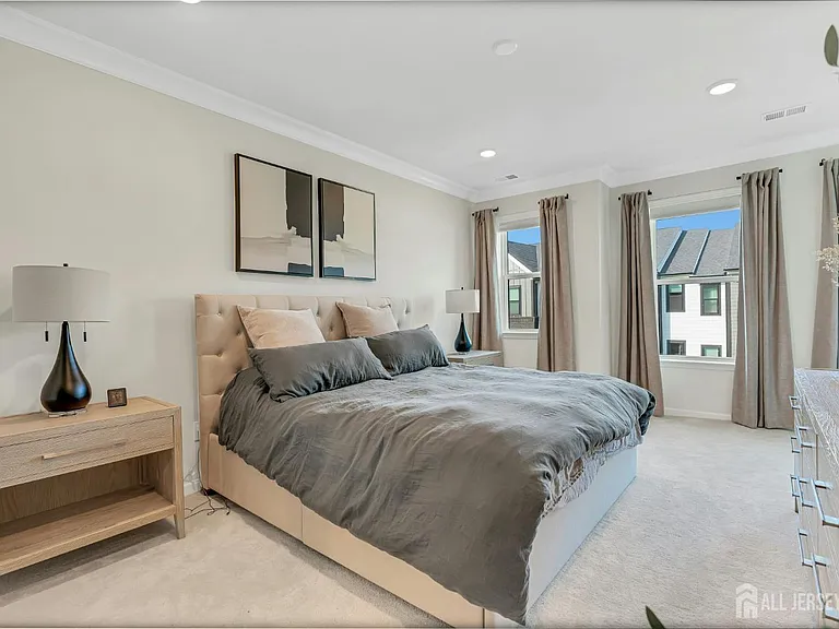 610 Sadie Cir — Photo 18