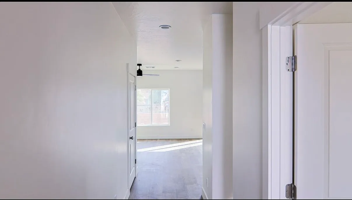 2 bed, 1240 sqft, $1,650 — Photo 4