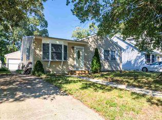 227 Village Rd, Villas, NJ 08251