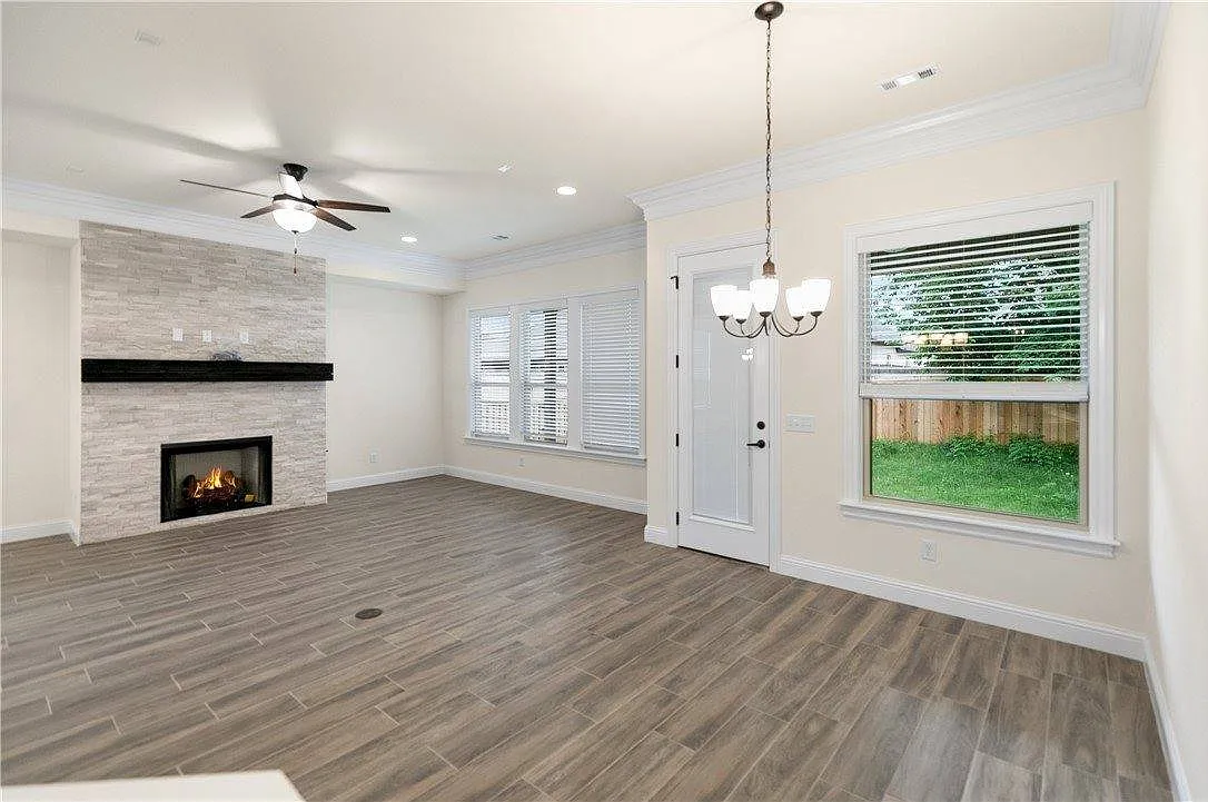 4 bed, 3315 sqft, $3,750 — Photo 4