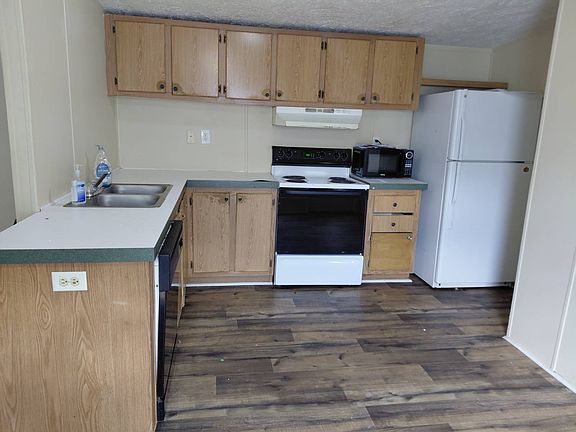 5th image of 215 Fiji Palm Ln #127