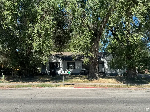 261 N Redwood Rd W #1, Salt Lake City, UT 84116