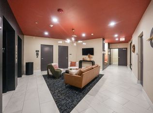 3924 N Lincoln Ave #416, Chicago, IL 60613