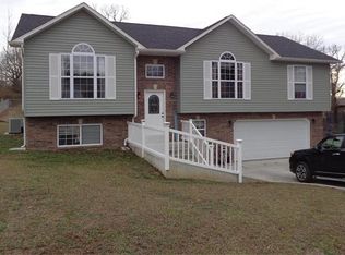 21470 Sail Rd, Waynesville, MO 65583