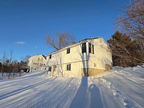 4th image of 332 Church Hill Road