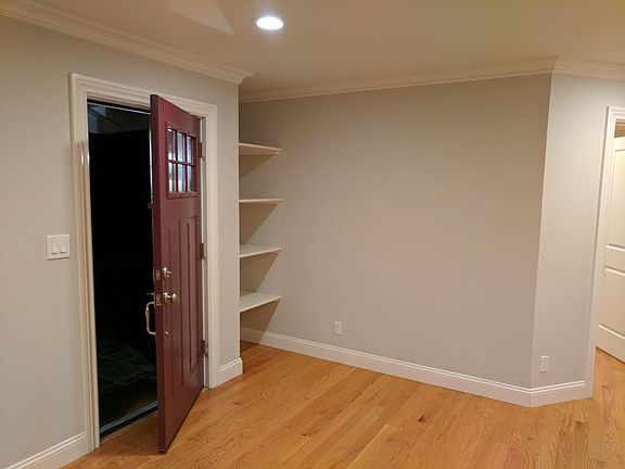 3rd image of 618 1st Ave #2