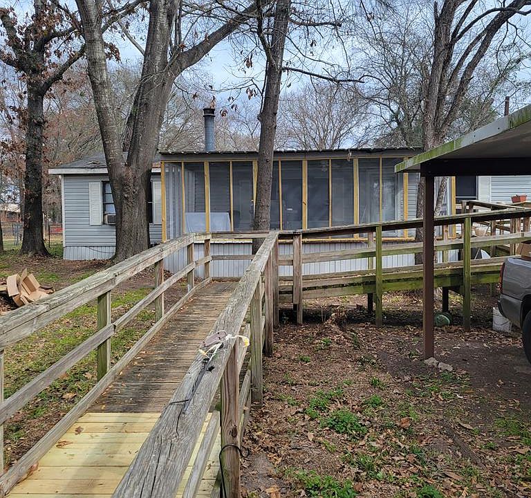 1st image of 2883 Waterwood Dr