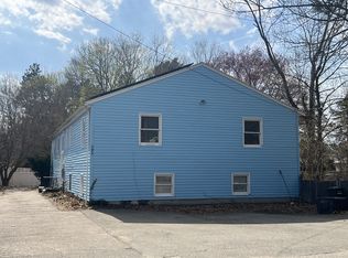 195 Mount Vernon St, Dedham, MA 02026