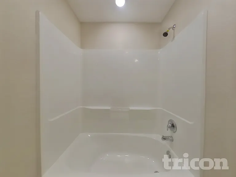 210 Pine Cavern Dr — Photo 12