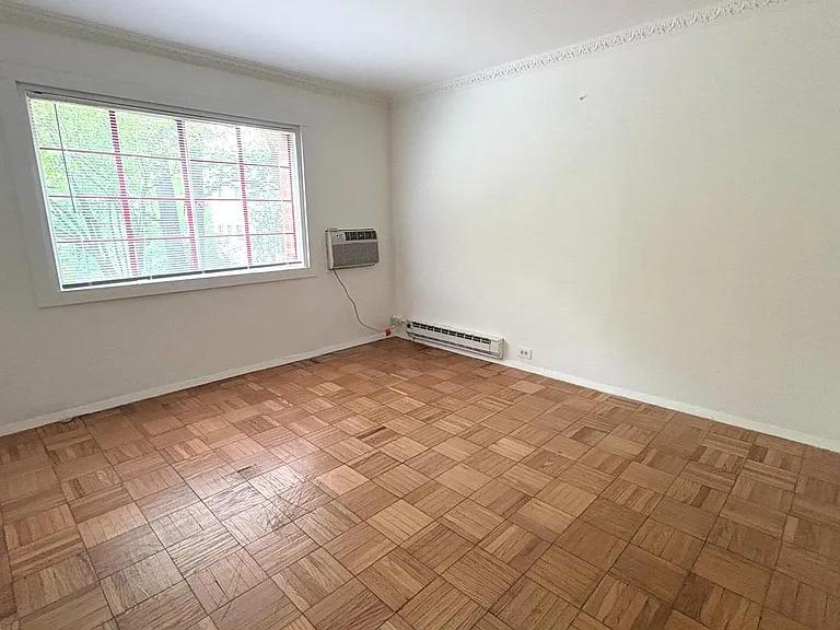 1645 Fitzgerald Ln — Photo 11