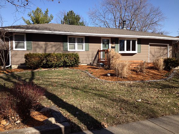 2nd image of 309 NW Arlan Dr