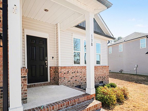 3rd image of 138 Avery Meadows Dr