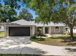7292 Berwick Way, Weeki Wachee, FL 34613