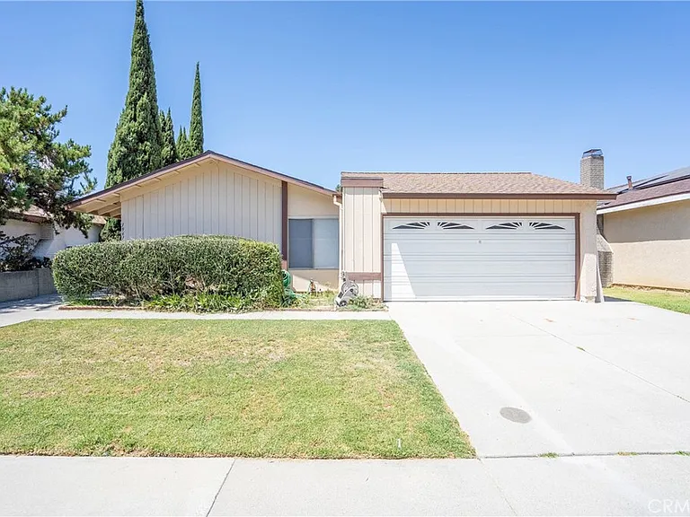 19615 Fagan Way — Photo 1