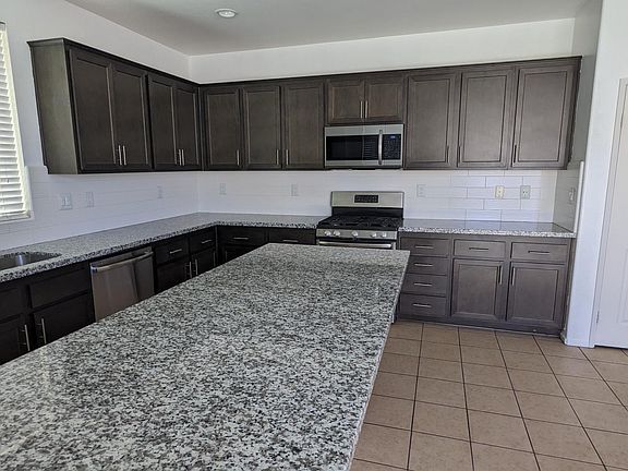 4th image of 1378 Alpine Ave
