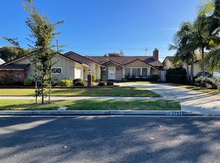 2702 Kempton Dr, Los Alamitos, CA 90720