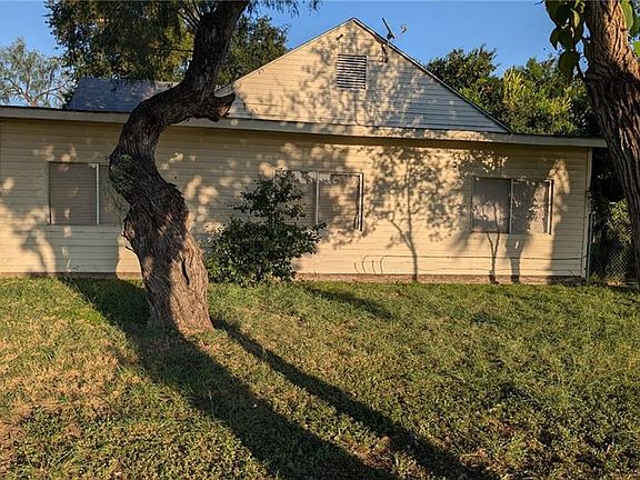 3rd image of 1044 S Florida St
