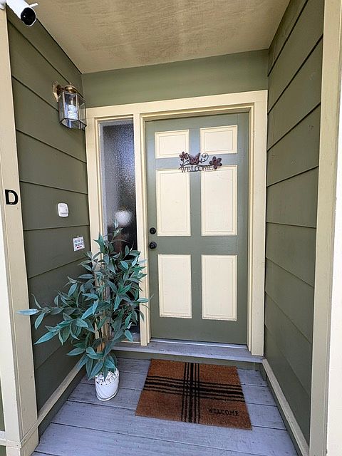1st image of 1144 Edwards St #D