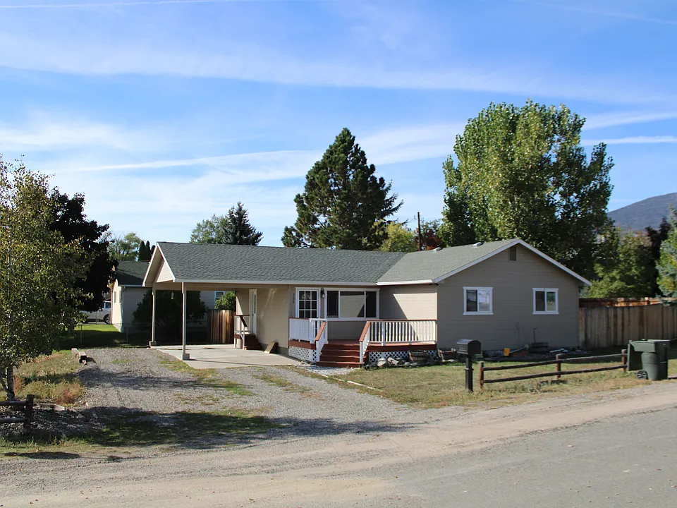 300 Stevens Ave