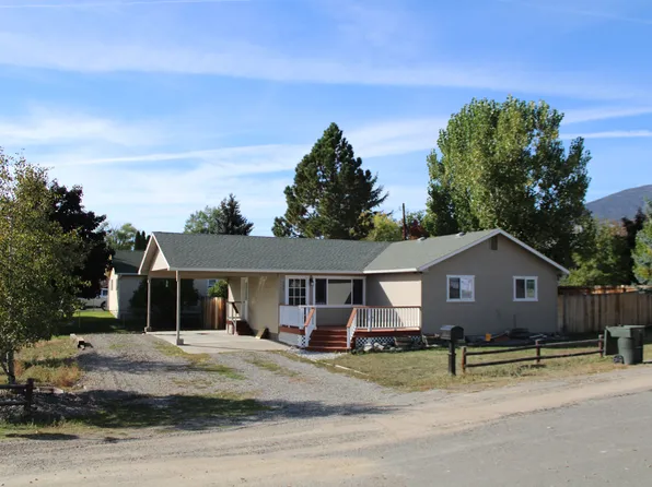 300 Stevens Ave, Salmon, ID 83467